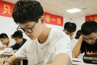 不在状态！小蜘蛛本场数据：19次丢失球权，传球成功率56%